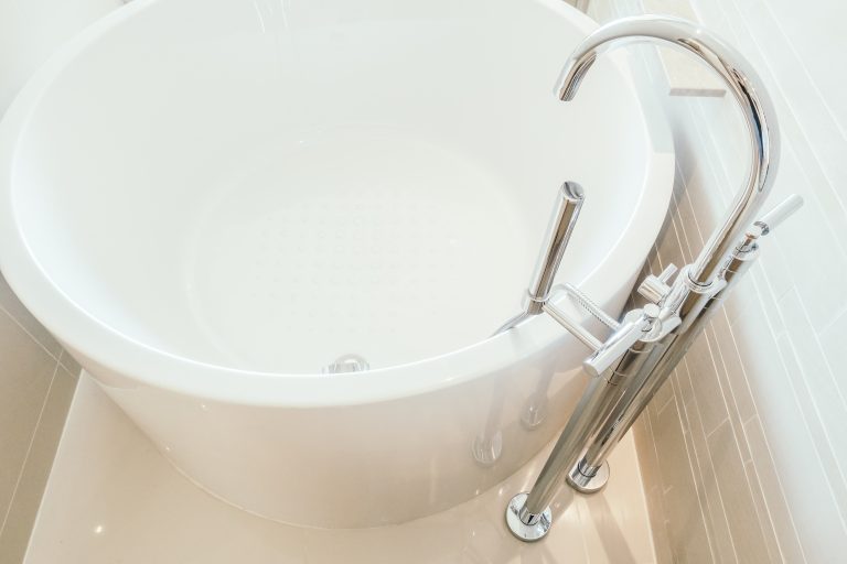 Comment nettoyer canalisation salle de bain ? Expert Paris
